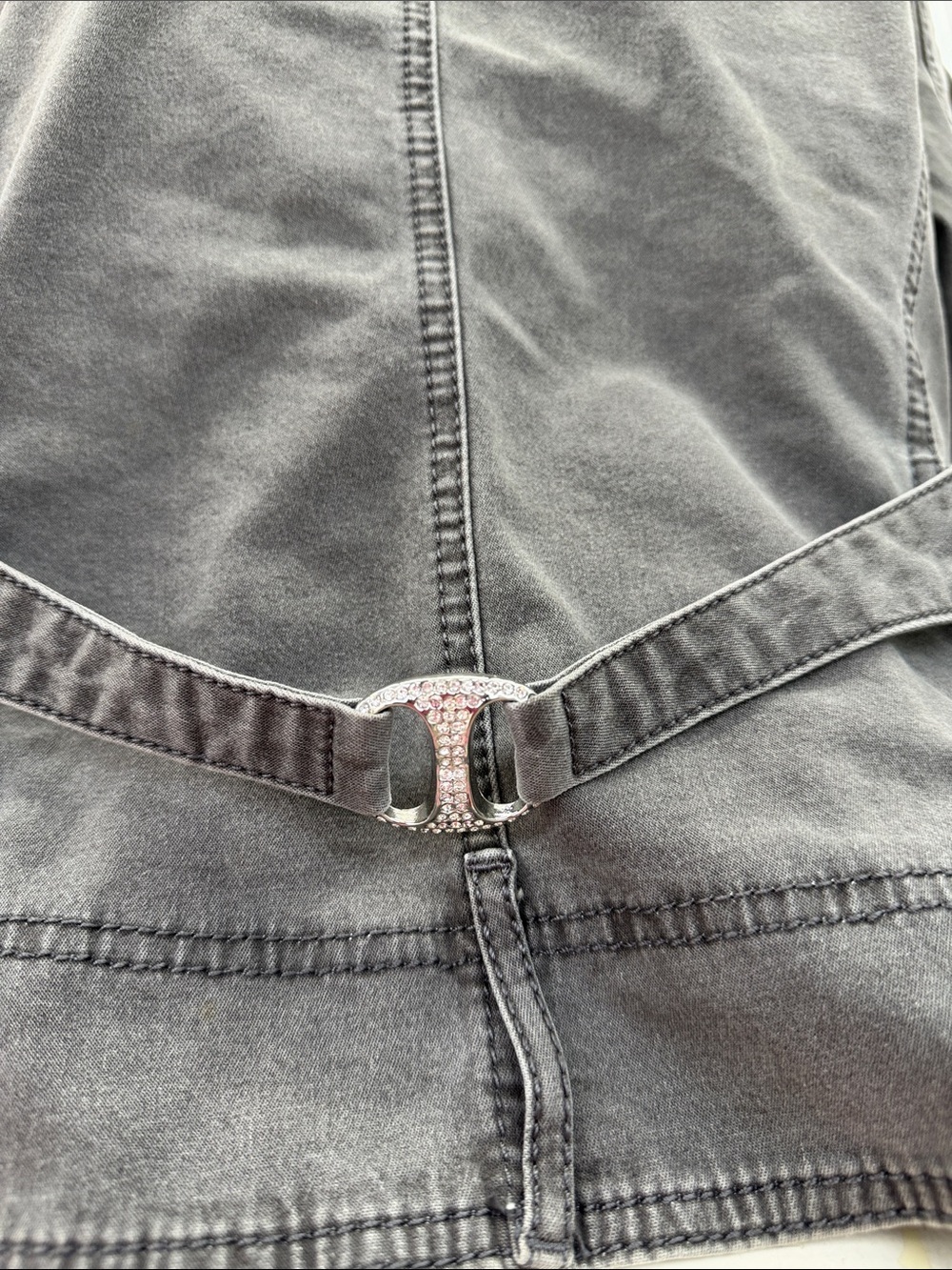 Women’s Grey Zip-Front Denim Jacket - Picture 5 of 11